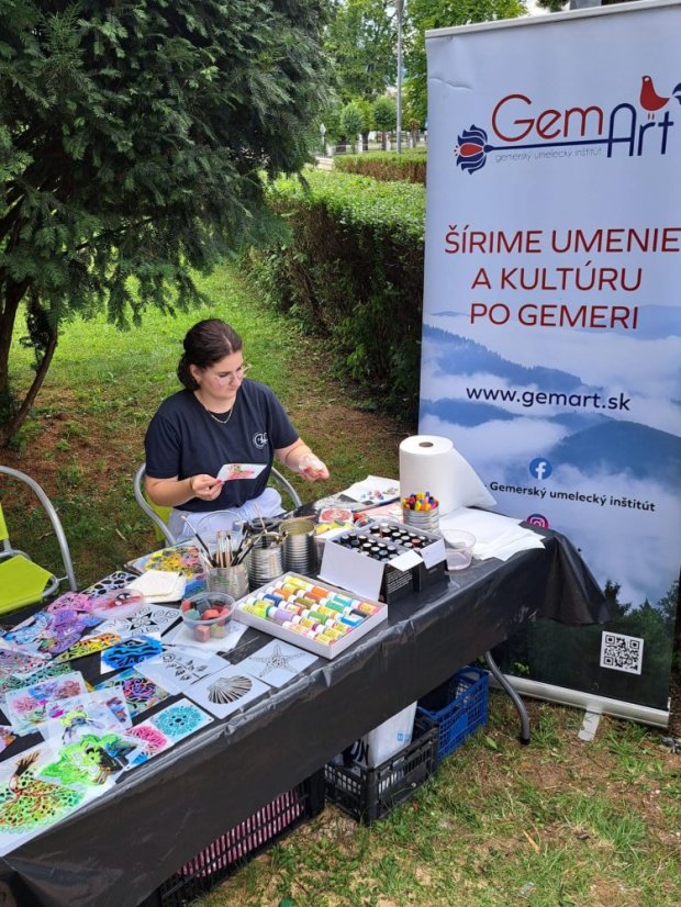 50720-Art Park, Textilfestés, Revúca, 2025.07.20.