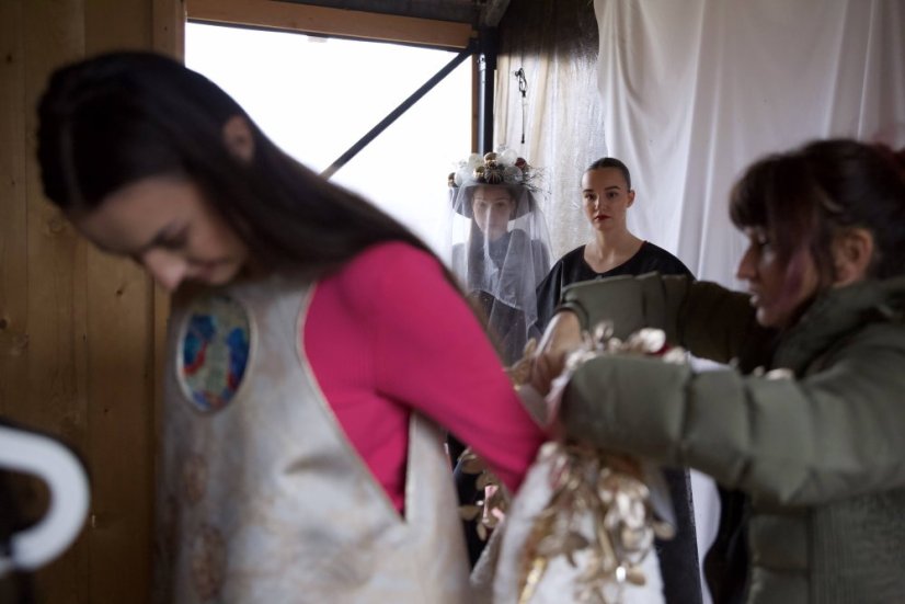 51213-Kivételes divatbemutató a Gemer karácsonyi vásárban - Štítnik