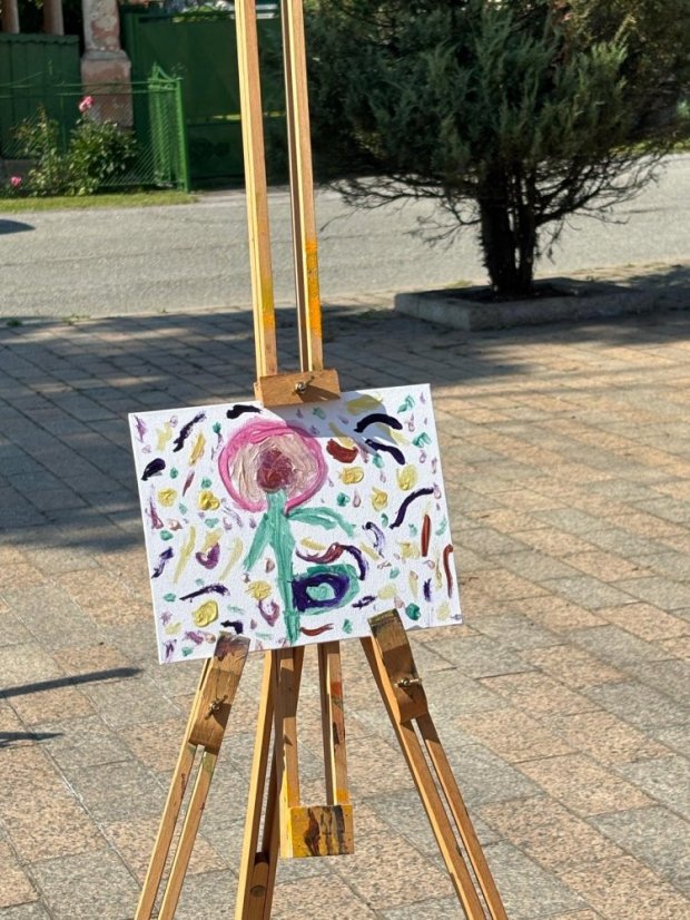 50615-Közönséges festés Szácson, 2025. június 15.