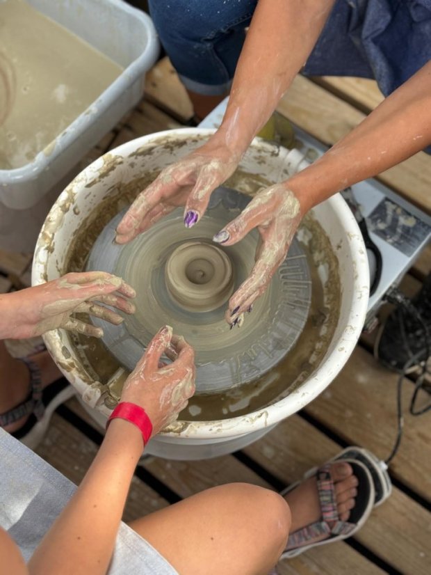 50803-ART PARK Revúca, kerámia műhely, 2025.08.03.