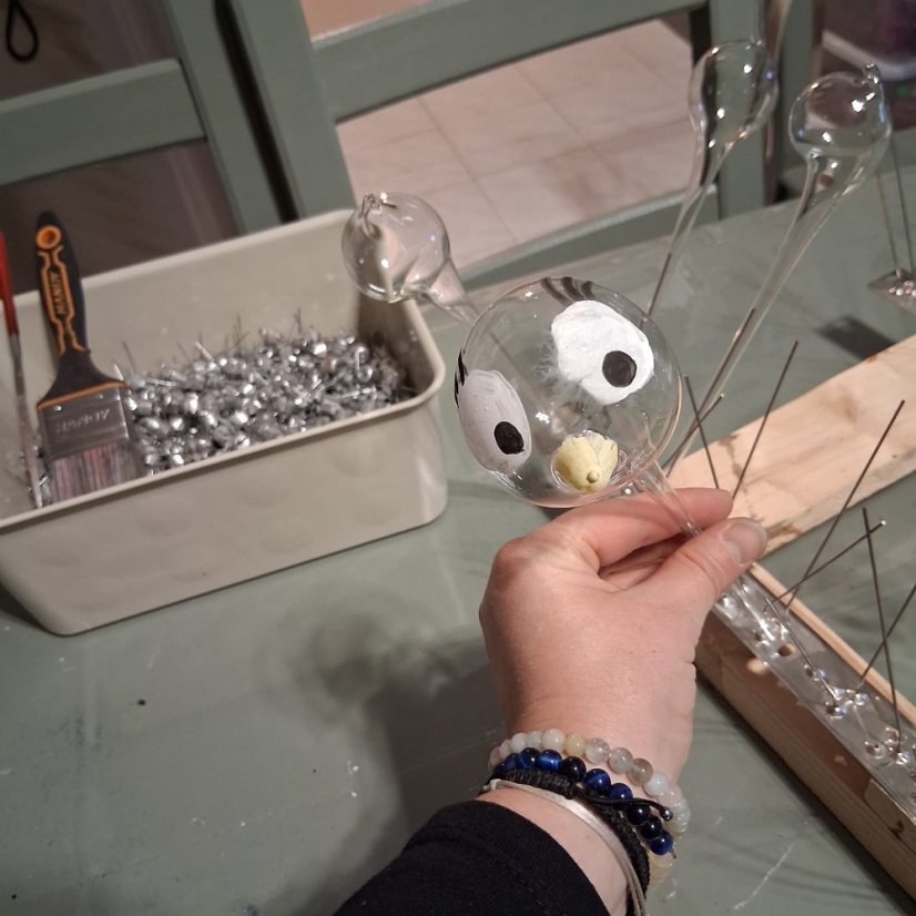 51108-WORKSHOP FÚKANIA, STRIEBRENIA ÉS MAĽOVANIA KARÁCSONYI DÍSZEK