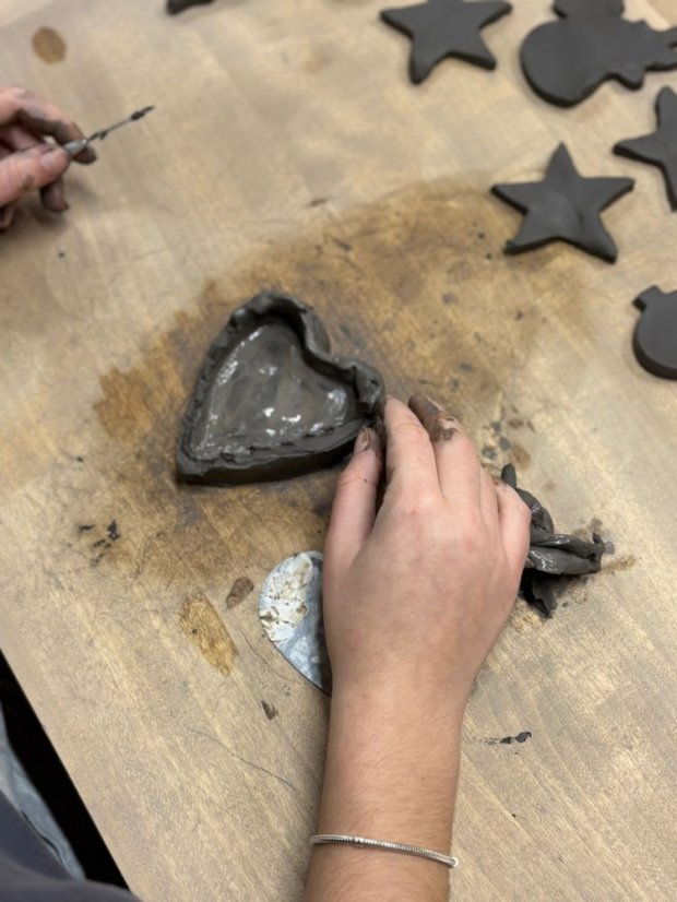 51108-Keramischer Workshop für Erwachsene - Ton am Baum, GemCraft Štítnik