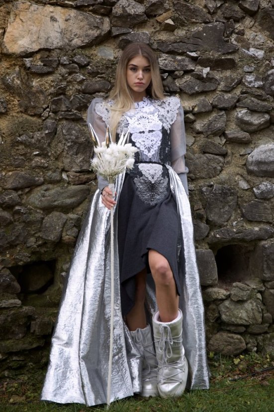 51213-Kivételes divatbemutató a Gemer karácsonyi vásárban - Štítnik