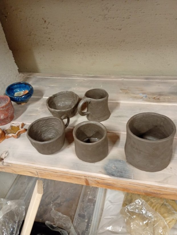 60124-Workshop Keramik - Grundtechniken - Detail und Struktur (Oberflächendekoration)