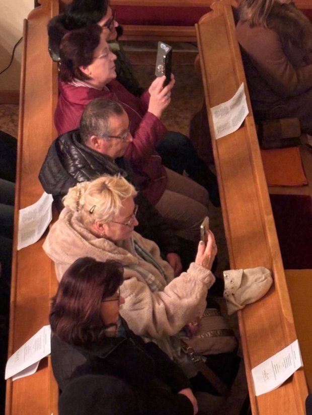 51207-Adventi koncert zene és szó "A szerelem hozza a fényt" - Revúca