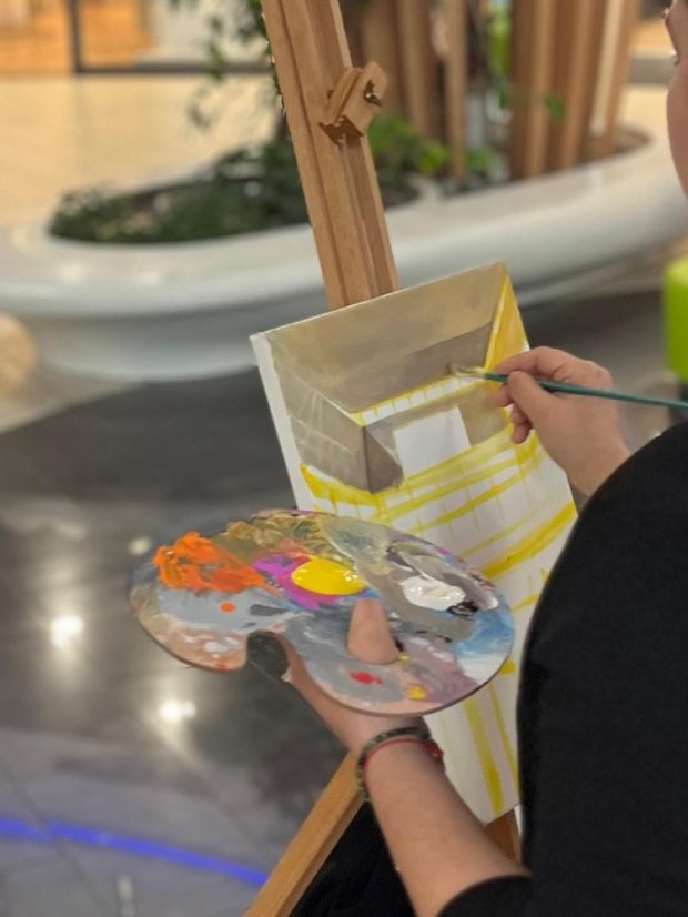 50405-Malarstwo doświadczalne "Gdzie mieszka moda", Koszyce, 5.4.2025