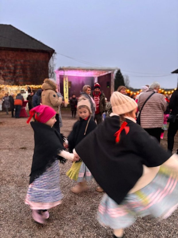 51209-Gemerské Weihnachtsmärkte ŠTÍTNIK