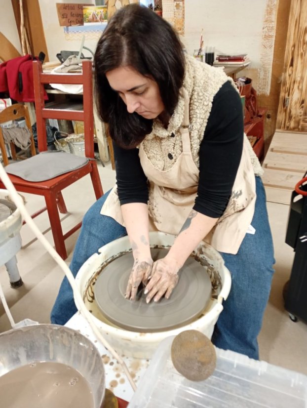 60110-Műhely kerámia - Alapvető technikák - A forma születése