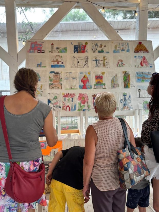 50718-Vernisage - Rajz, festés és design kurzus - 2. turnus, 2025. július 18.