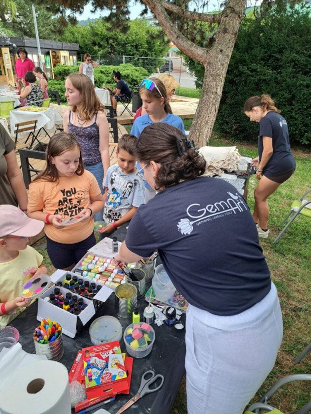 50720-Art Park, Textilfestés, Revúca, 2025.07.20.