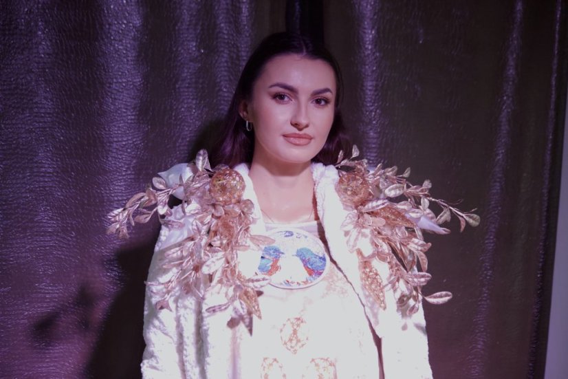 51213-Kivételes divatbemutató a Gemer karácsonyi vásárban - Štítnik