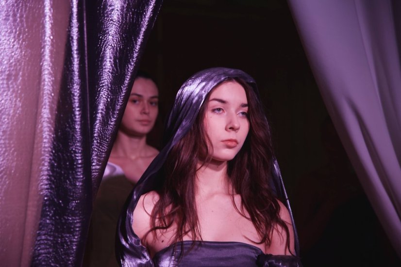 51213-Kivételes divatbemutató a Gemer karácsonyi vásárban - Štítnik