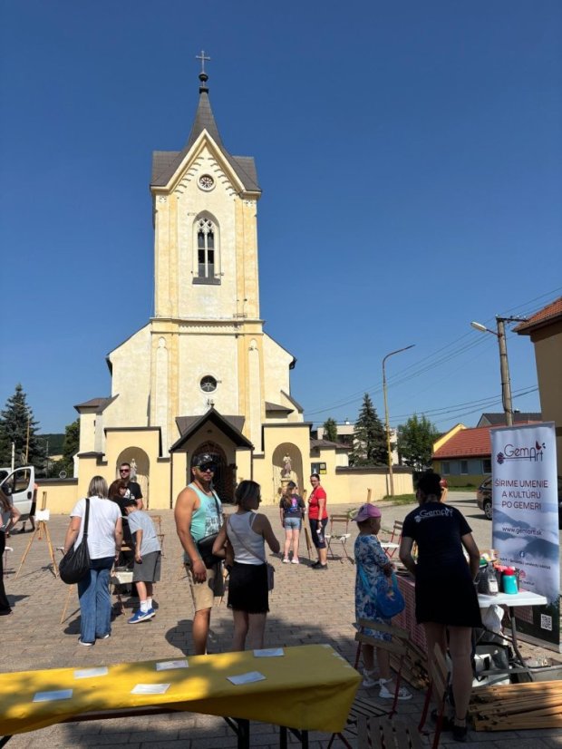 50615-Közönséges festés Szácson, 2025. június 15.