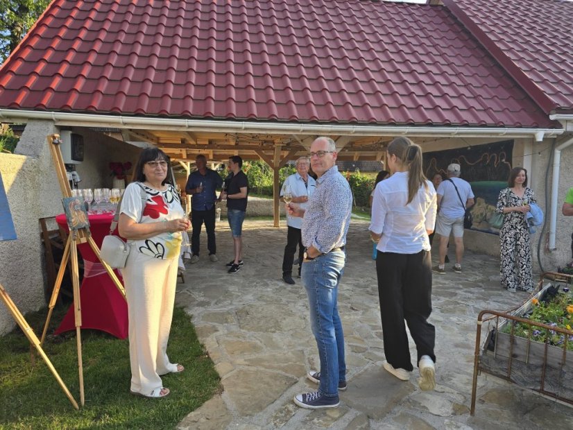 50719-Vernisáž kurzu dospelých s degustáciou vín, 19.7.2025
