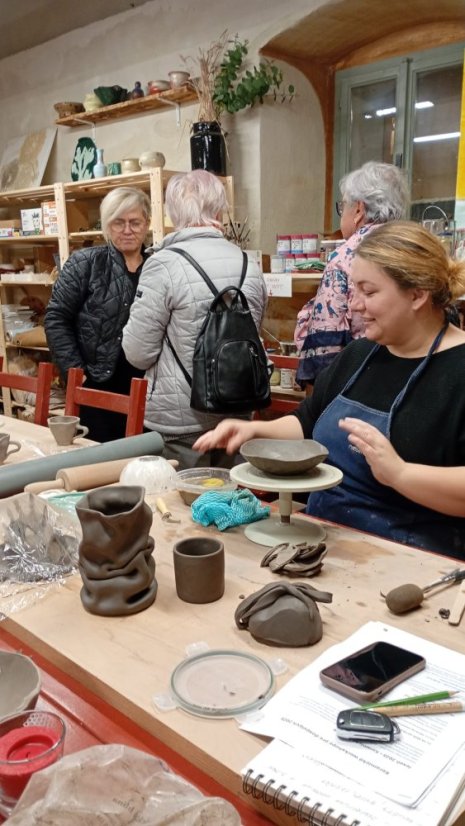 51018-MŰHELY FÚJÁS, FÉNYEZÉS ÉS KARÁCSONYI DÍSZEK FESTÉSE