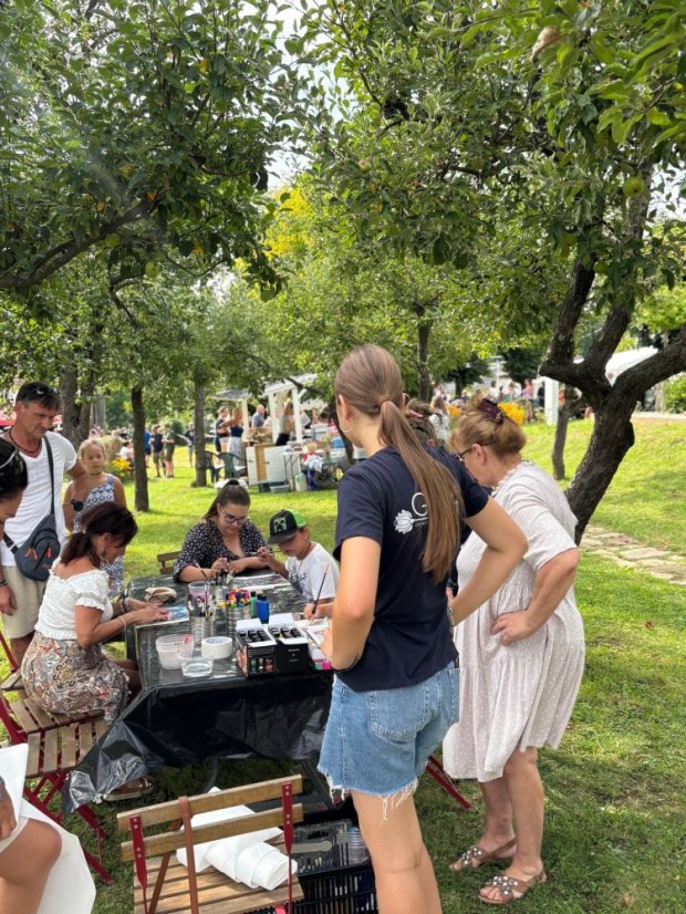 50726-A Rakovnica község, textilfestés, 2025.07.26