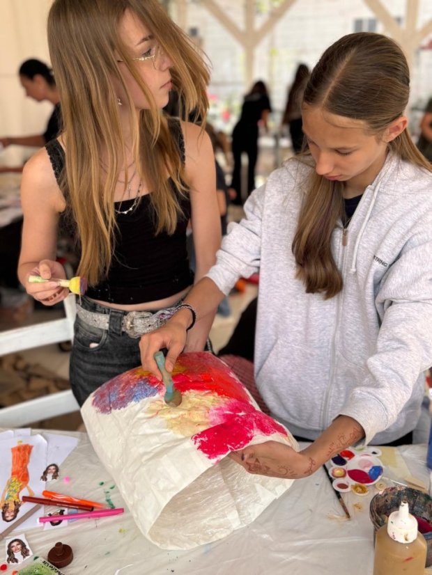 50711-Kurz rajz és festés, 1. turnus, 5. nap, Betliar, 25.07.11