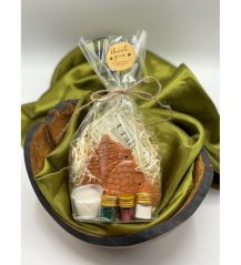 Kreatívna sada pre domácich majstrov – keramické vianočné ozdoby na zdobenie (terakotový / ľahký „snehový“ reliéf)