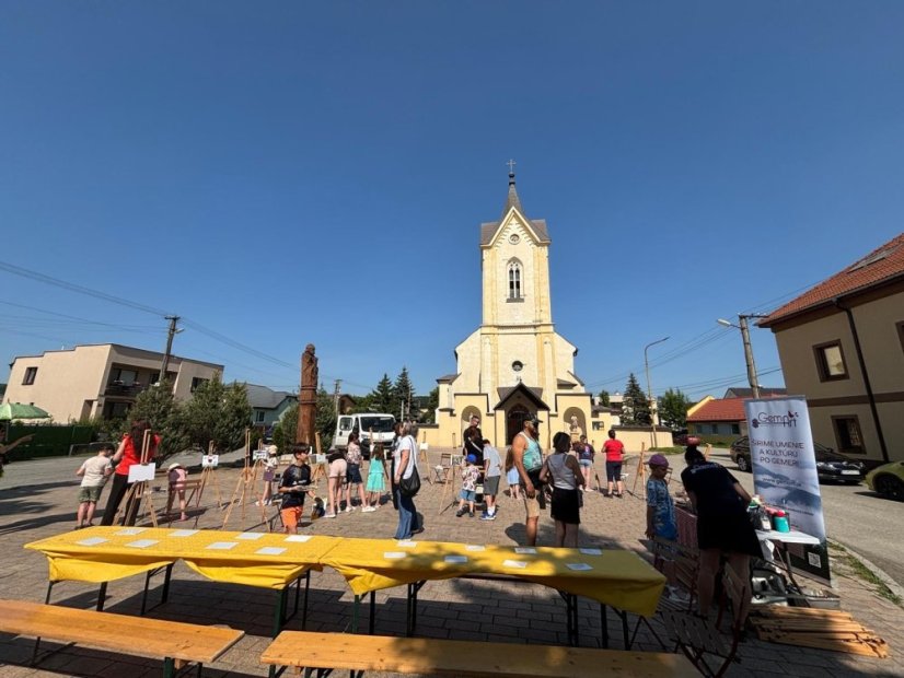 50615-Közönséges festés Szácson, 2025. június 15.