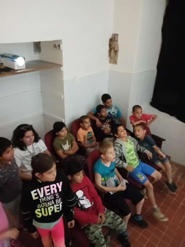 50617-Középiskola Rožňava a Hrade-ban, 17.6.25