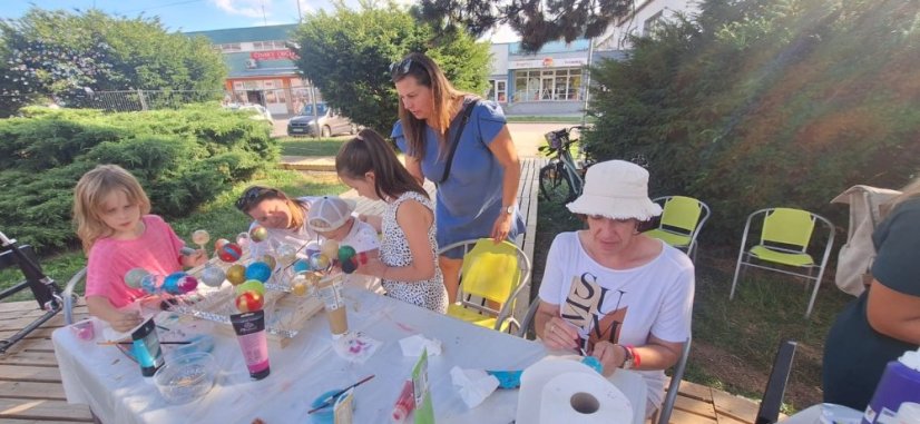 50724-ART PARK, üvegfestés, Revúca, 2025.07.24.