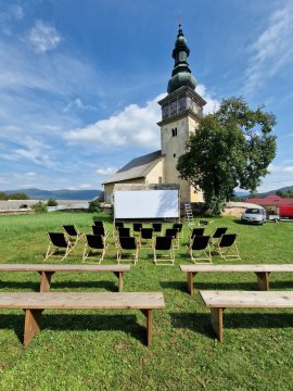 2023/08 Letné kino Ochtiná