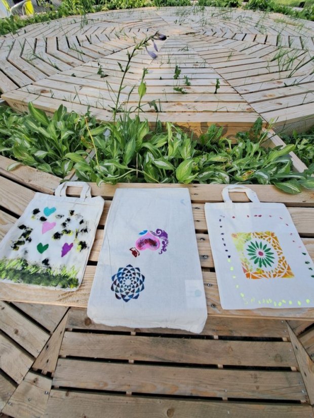 50720-Art Park, Textilfestés, Revúca, 2025.07.20.