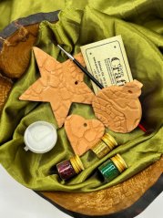 Kreatívna DIY sada – zdobenie keramických vianočných ozdôb (terakota)